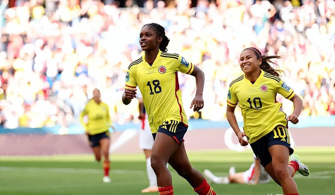 爱游戏入口-英国击败加拿大晋级女子足球半决赛