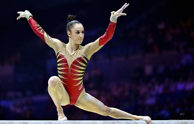 包含体操选手规势灵活,高难度动作引尖叫的词条 包含体操选手规势灵活,高难度动作引尖叫的词条