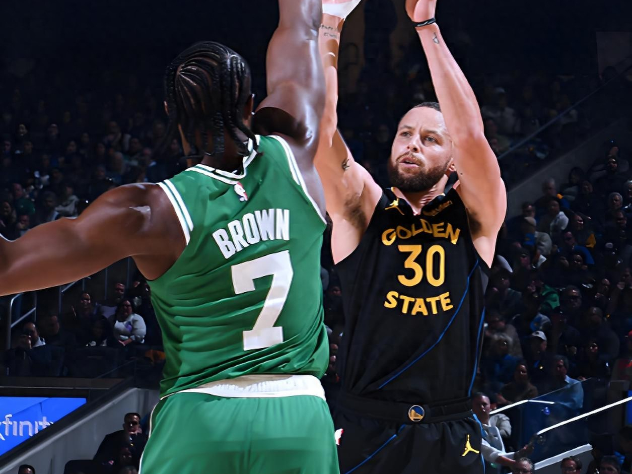 爱游戏-凯尔特人战胜开拓者，取得八连胜