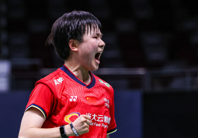 关于印尼羽毛球队完胜中国羽毛球队，辛杜完成帽子戏法的信息