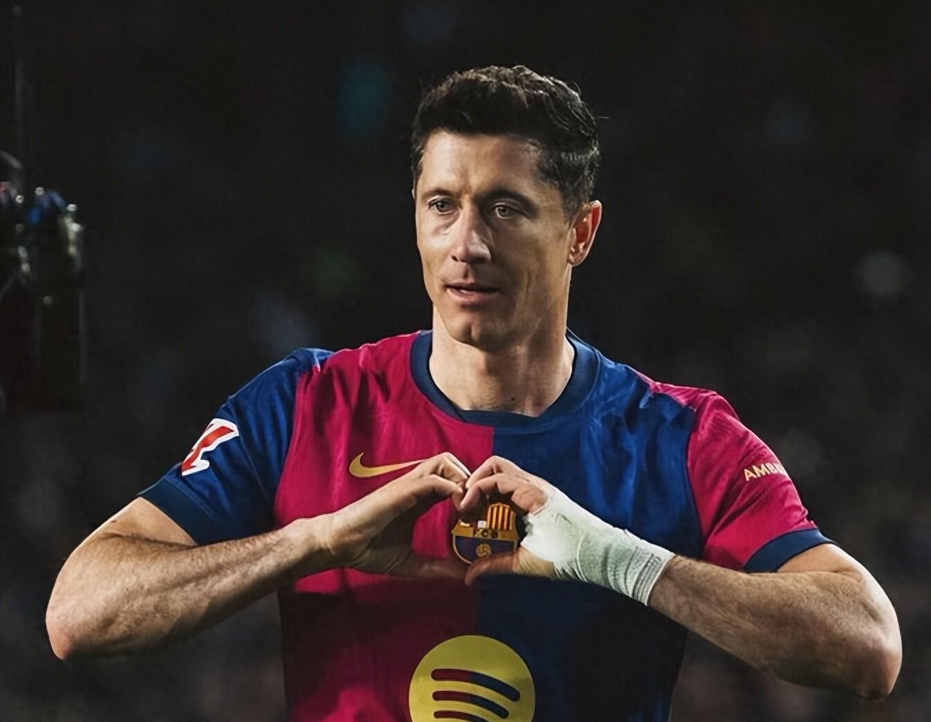 关于马德里竞技轻取那不勒斯，莱万送出助攻的信息