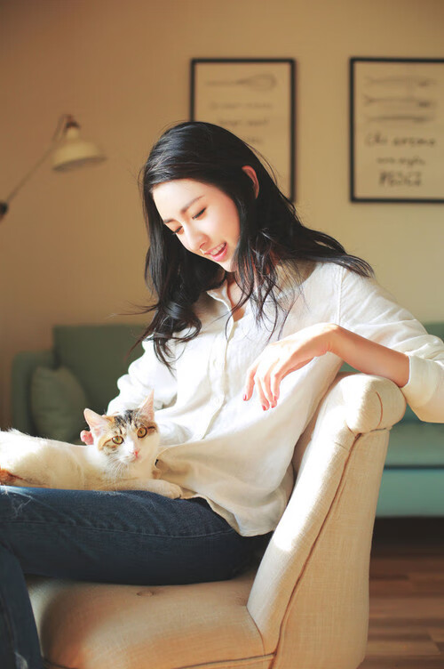 烈火灼夜，当孙兴慜成为对手防线上无法驱散的灼热烙印