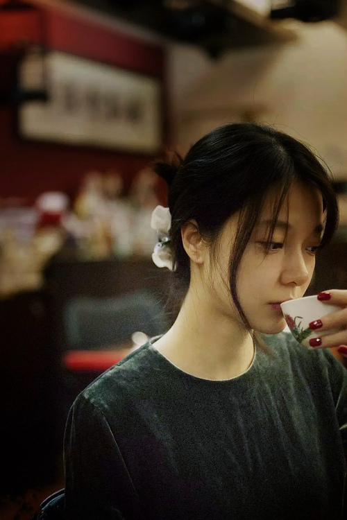 爱游戏大厅-沙特与伊拉克的绿茵对决,法比尼奥压力下的爆发传奇