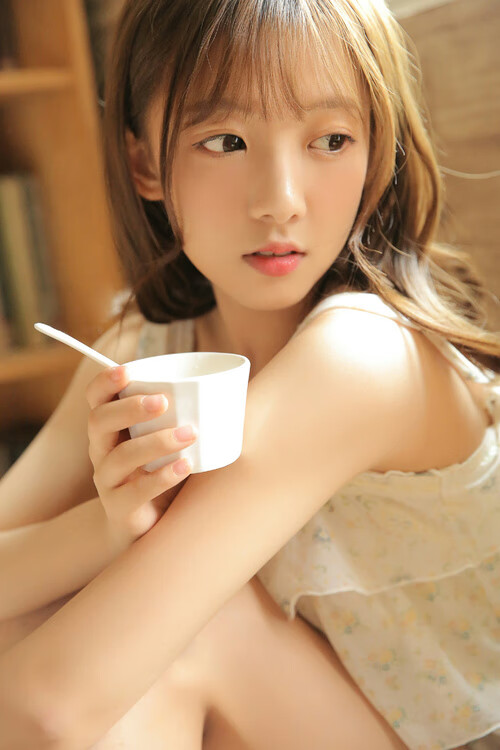 马丁内利独造三球闪耀北极光,里昂客场碾压强势晋级